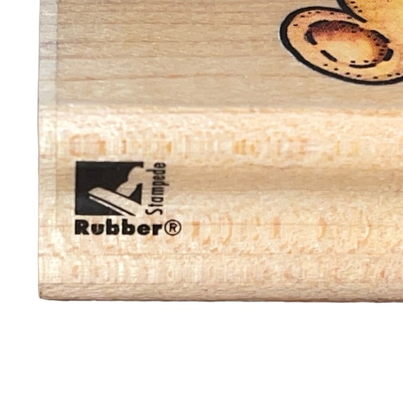 VALENTINE'S DAY TEDDY BEAR HOLDING HEART BUTTON PATCH Rubber Stampede Wood Stamp - Picture 5 of 7